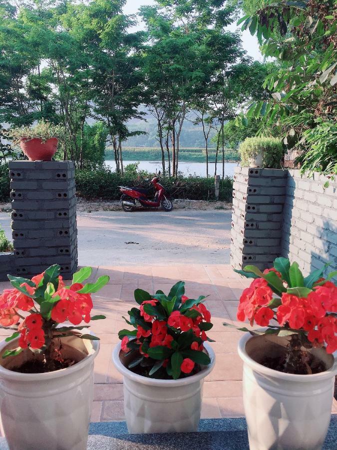 Fami Homestay Phong Nha Bagian luar foto