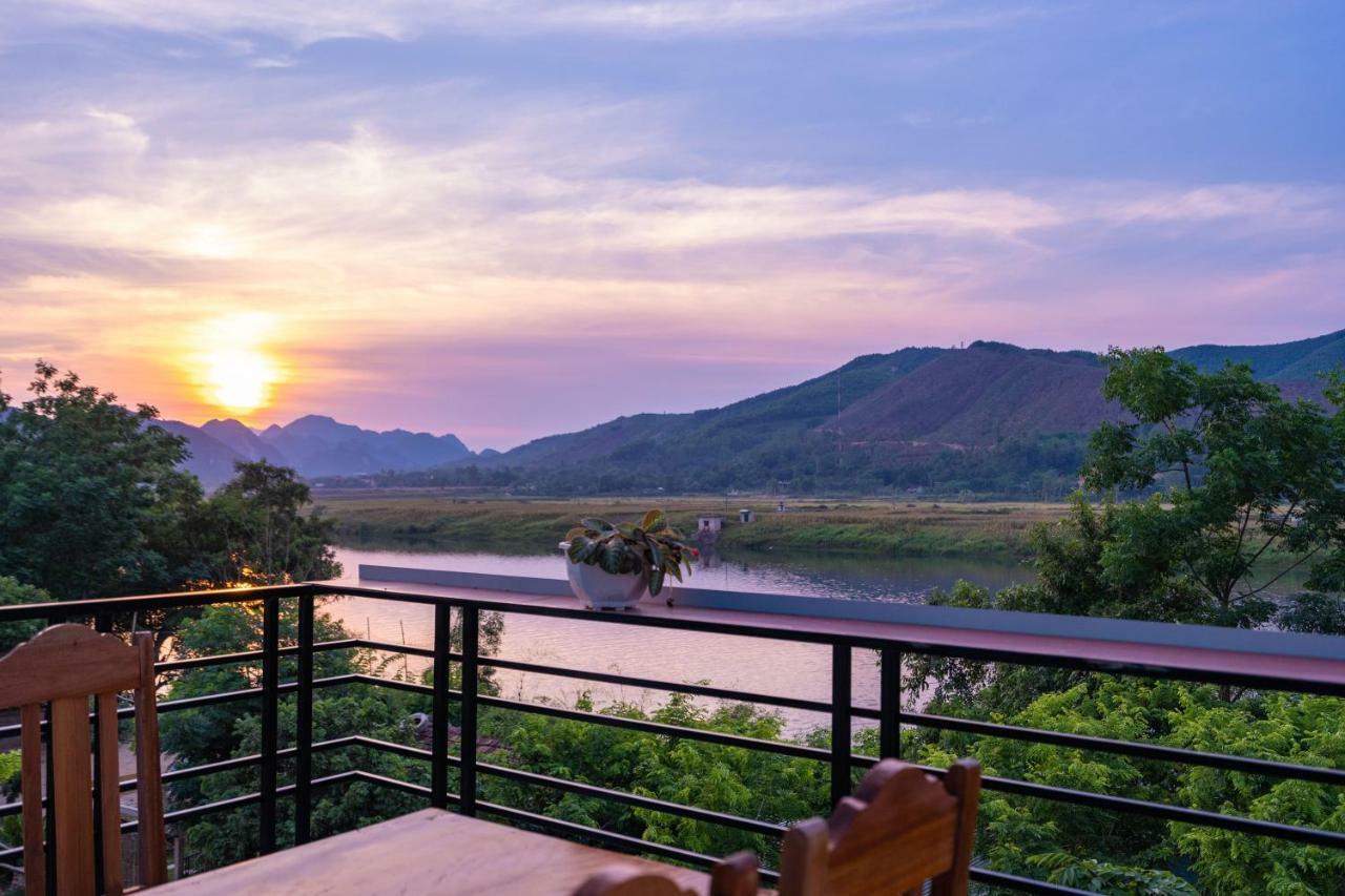 Fami Homestay Phong Nha Bagian luar foto