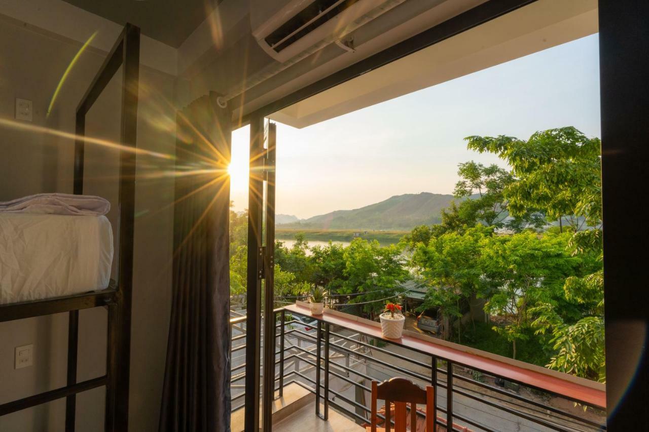 Fami Homestay Phong Nha Bagian luar foto