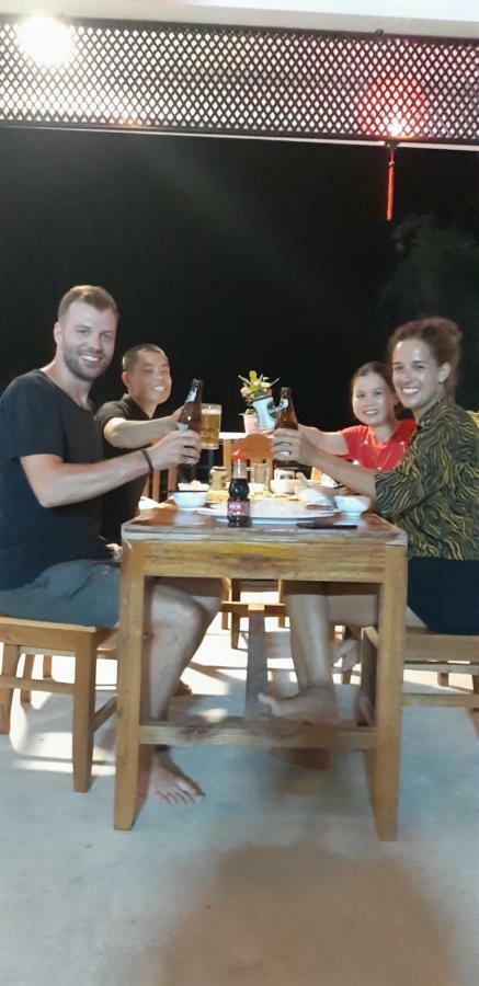 Fami Homestay Phong Nha Bagian luar foto